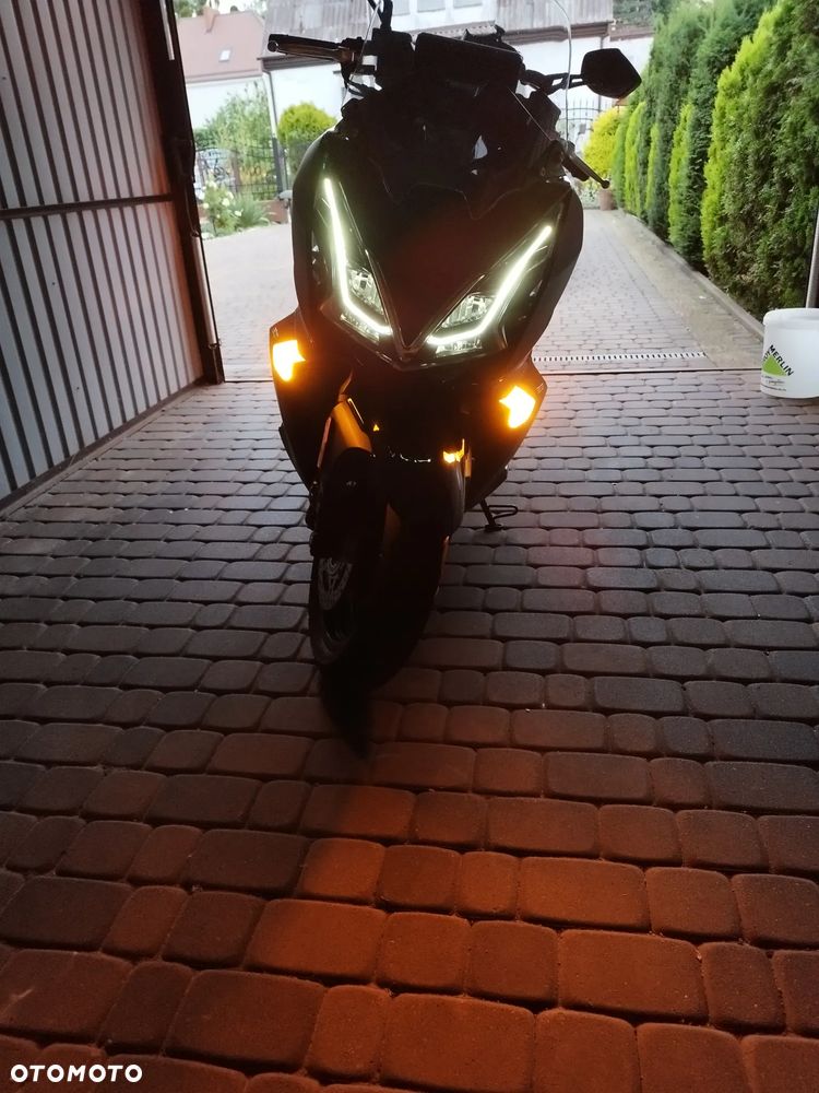 Kymco Downtown - 5
