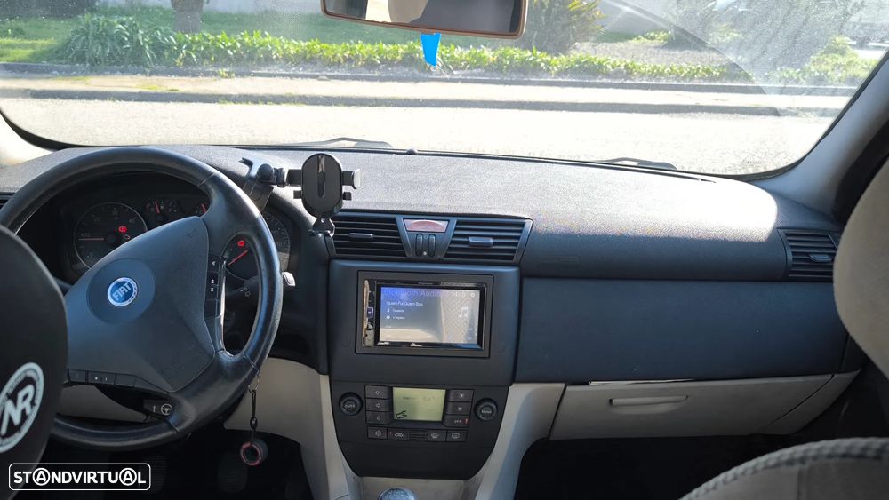 Fiat Stilo Multiwagon MW 1.9 JTD MJ Dynamic - 4