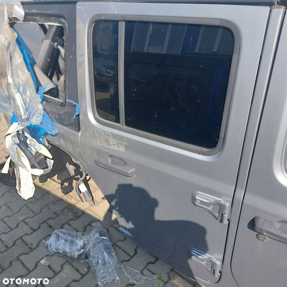 Jeep Wrangler JL 2018 2.0 T drzwi prawe tył bez lusterek bez osprzętu PSC - 2