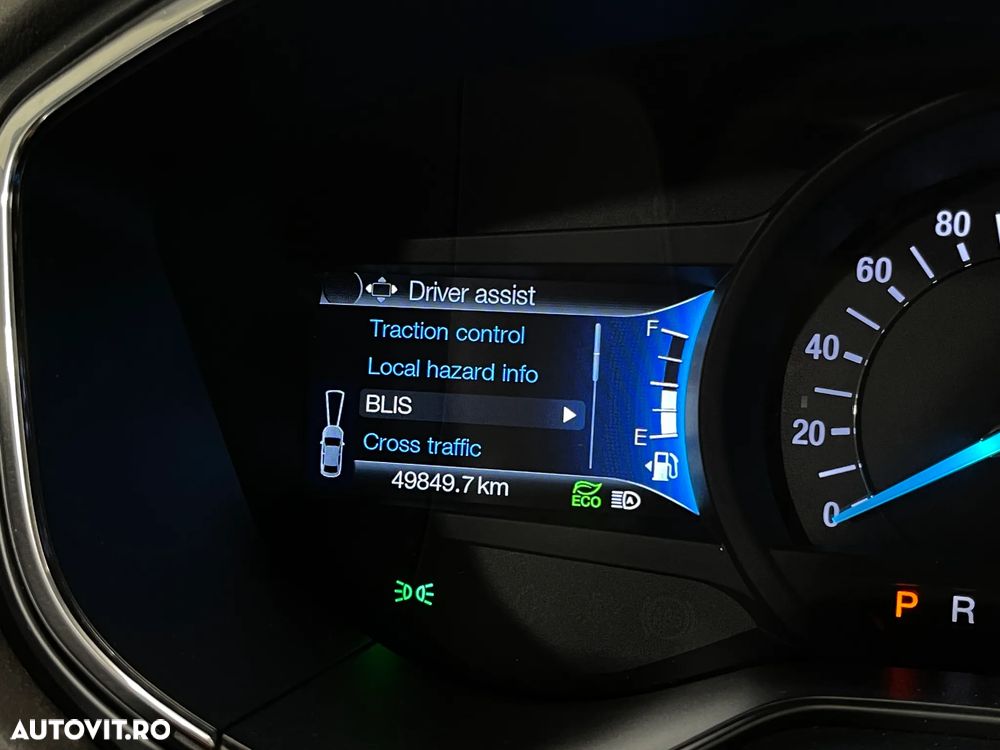 Ford Mondeo 2.0 HEV Titanium - 27