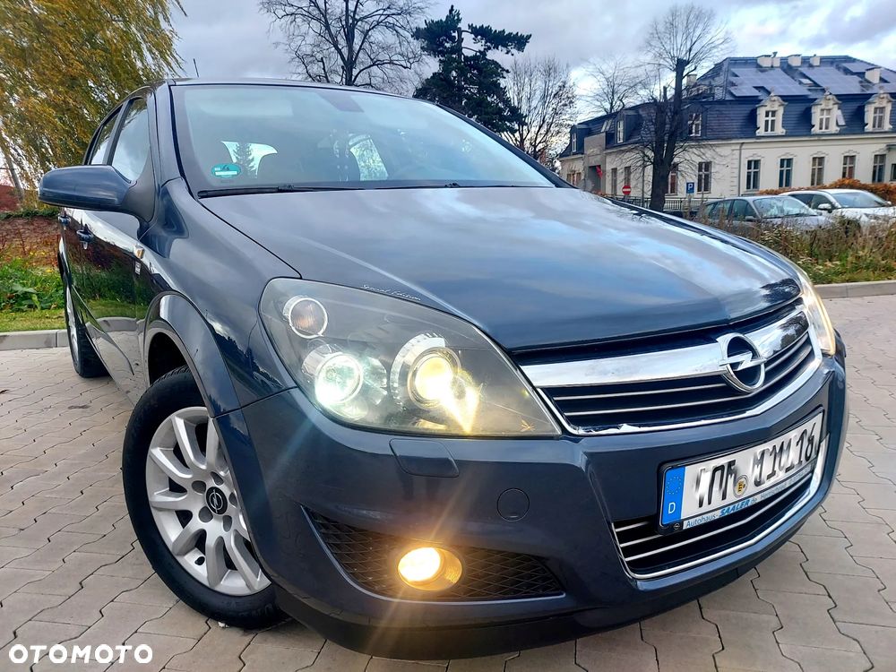 Opel Astra 1.8 Edition - 2