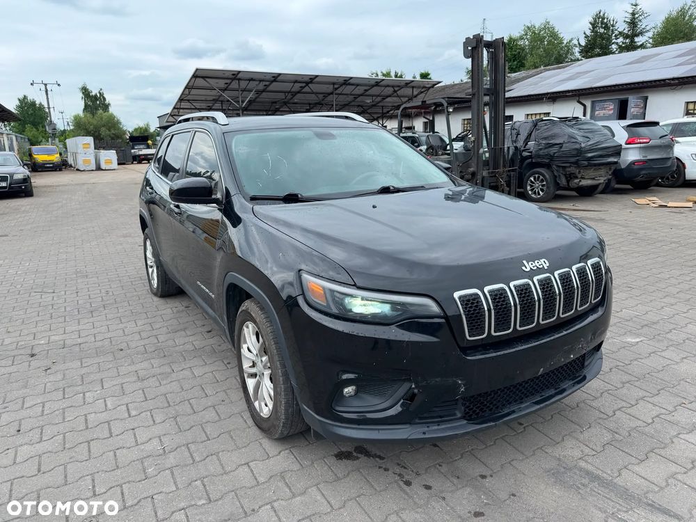 Jeep Cherokee - 3