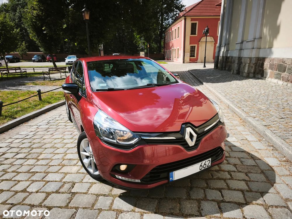 Renault Clio - 28