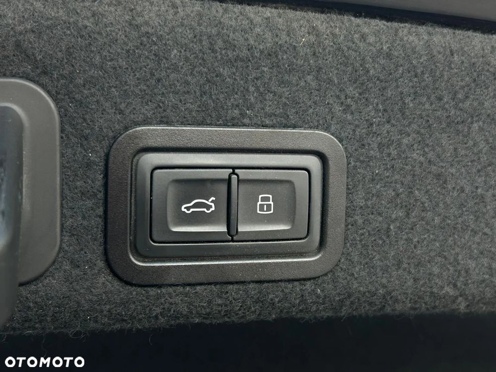 Audi S6 Limousine - 11