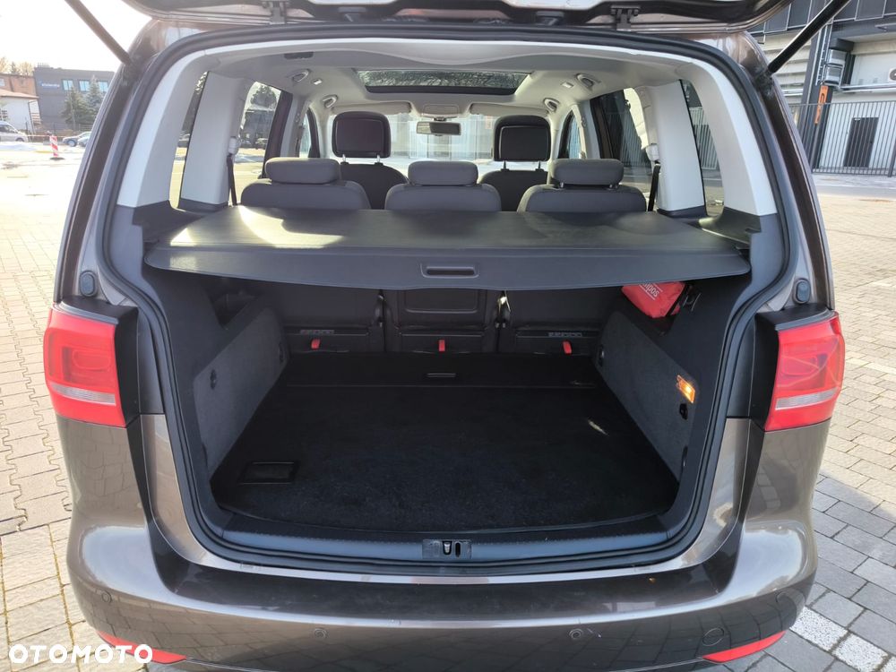 Volkswagen Touran 1.4 TSI EcoFuel DSG Comfortline - 25