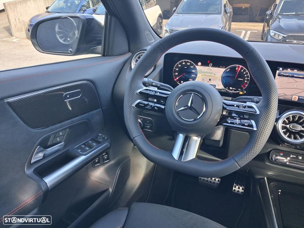 Mercedes-Benz GLA 250 e AMG Line - 17
