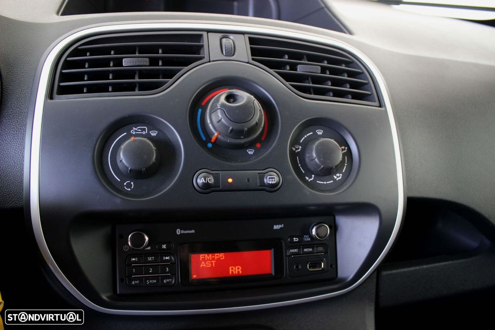 Renault Kangoo 1.5 DCI 75CV - 18