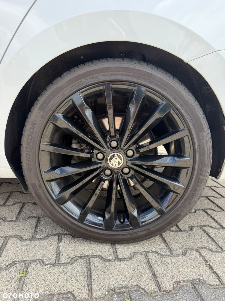 Skoda Superb 2.0 TDI Ambition DSG - 23