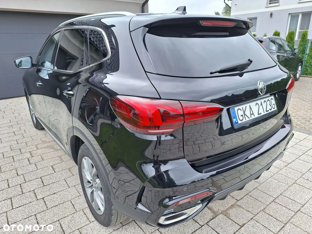 MG HS 1.5 T-GDI Excite DCT - 23