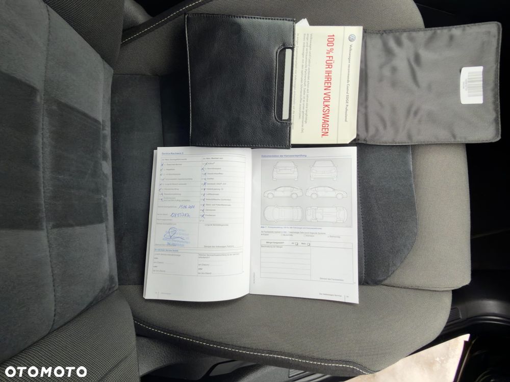 Volkswagen Golf 1.4 TSI Highline - 32