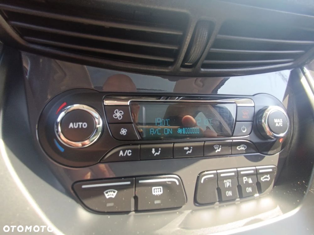 Ford Kuga 2.0 TDCi Titanium - 22