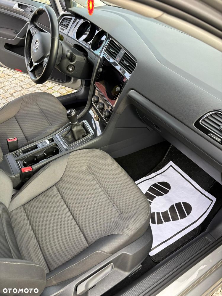 Volkswagen Golf Variant 1.5 TSI BMT Comfortline - 31