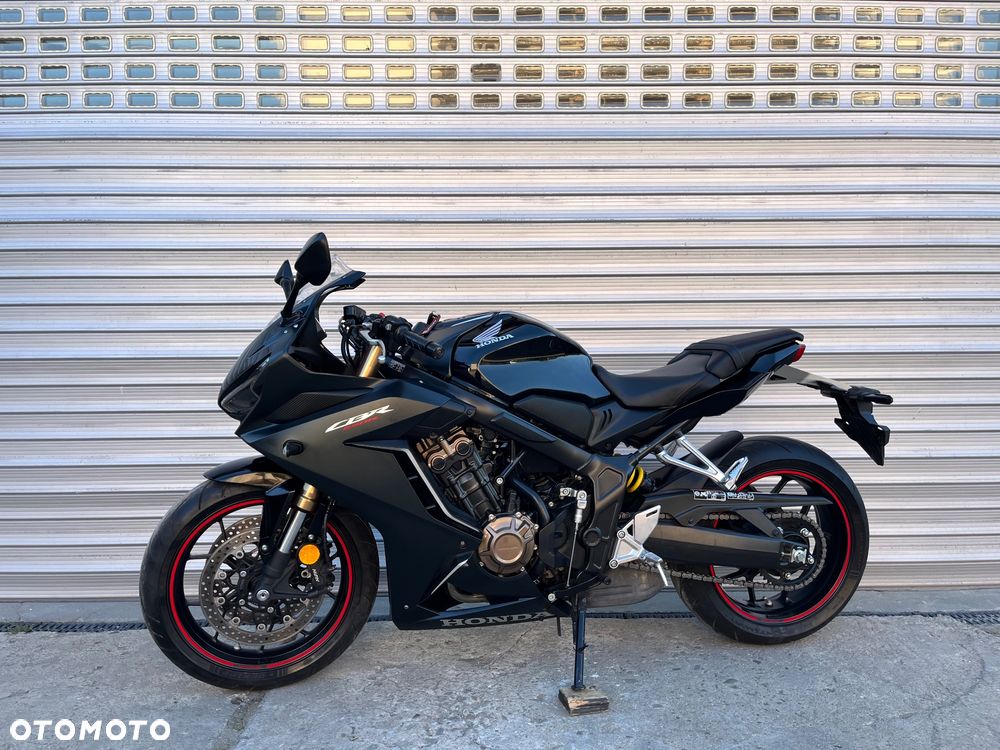 Honda CBR - 1