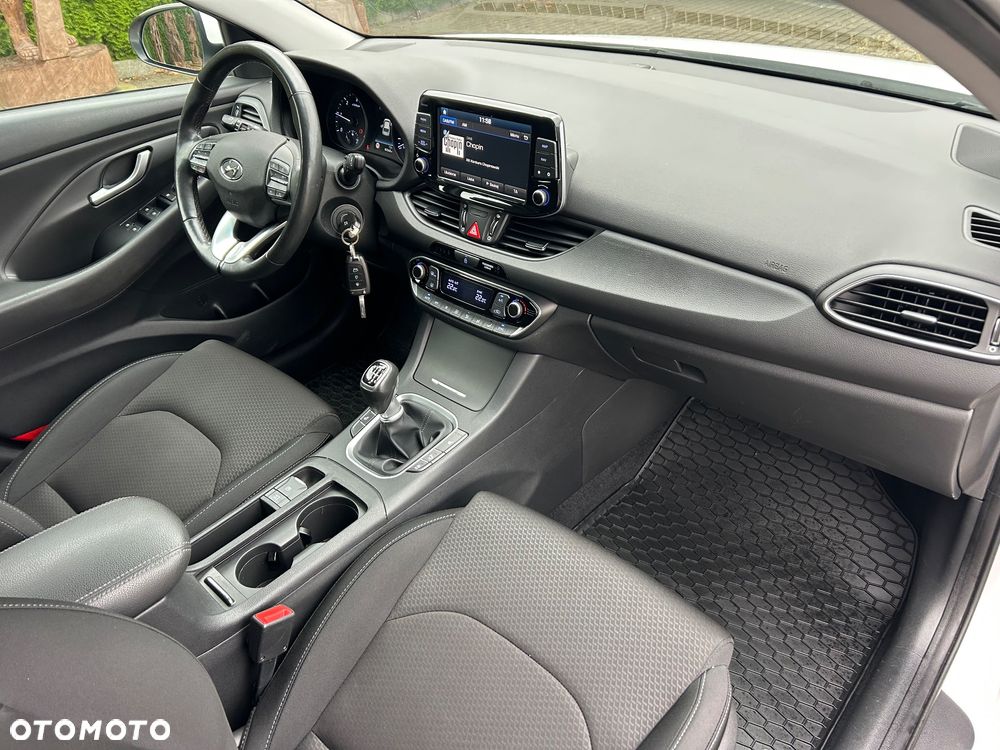 Hyundai i30 1.6 CRDI Passion Plus - 16