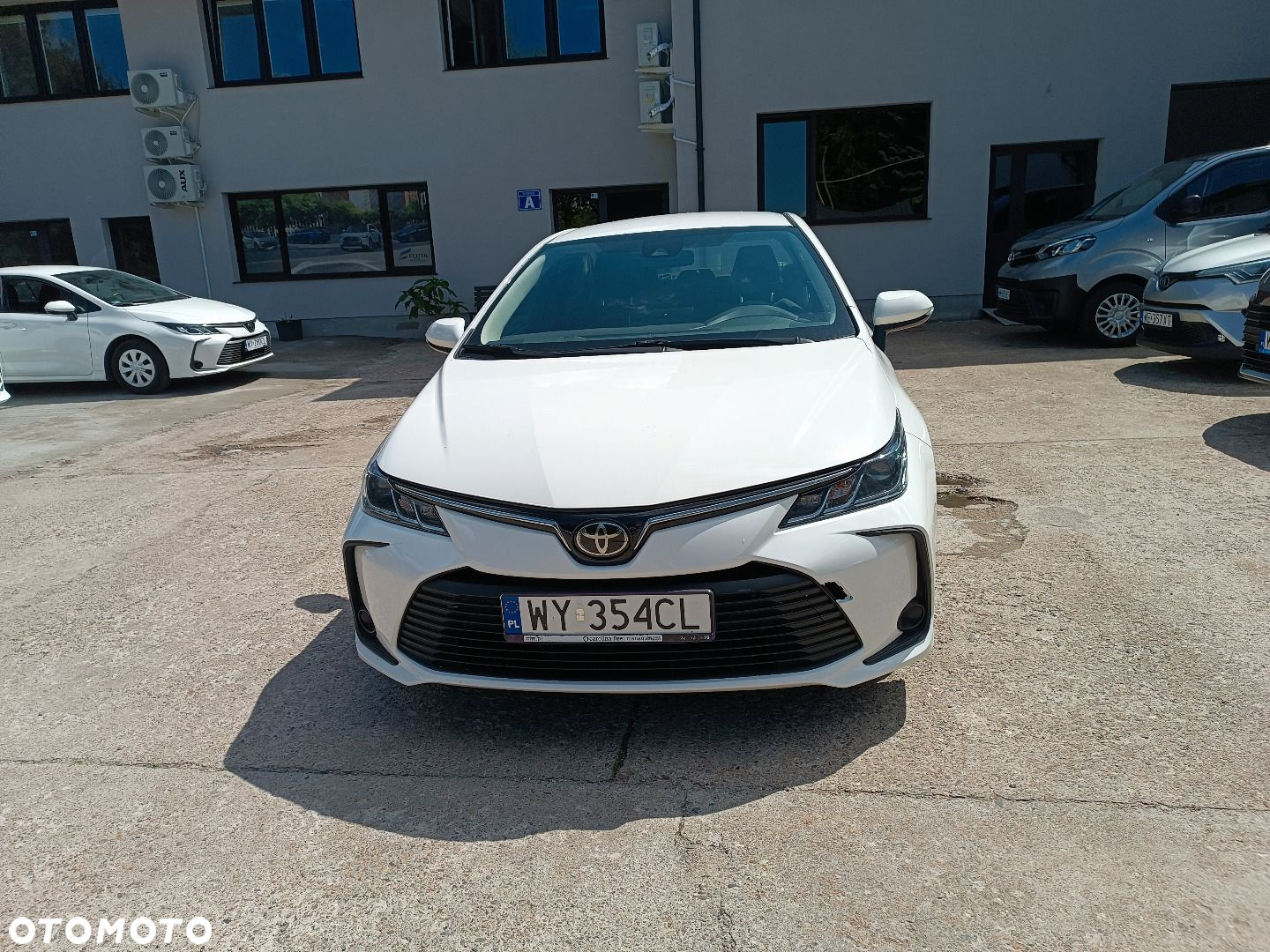 Toyota Corolla - 4