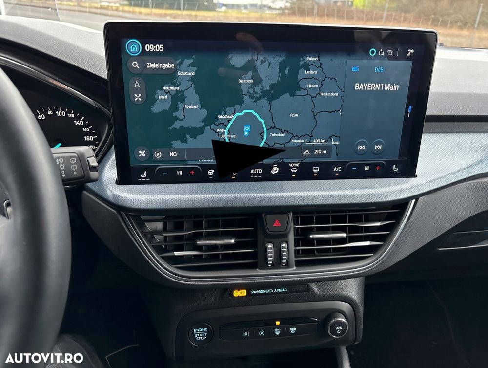 Ford Focus 1.5 EcoBlue 8AT Active - 11