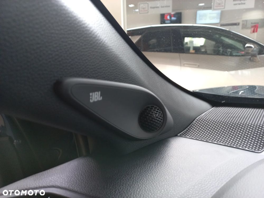 Toyota Corolla Cross 2.0 Hybrid Executive - 7