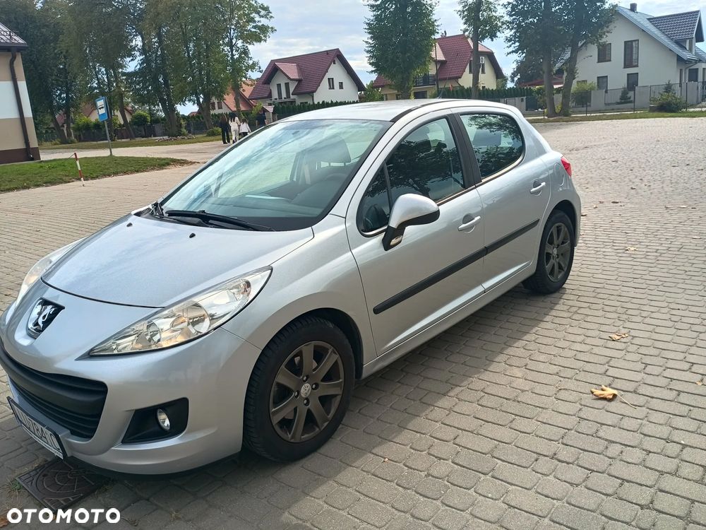 Peugeot 207 - 2