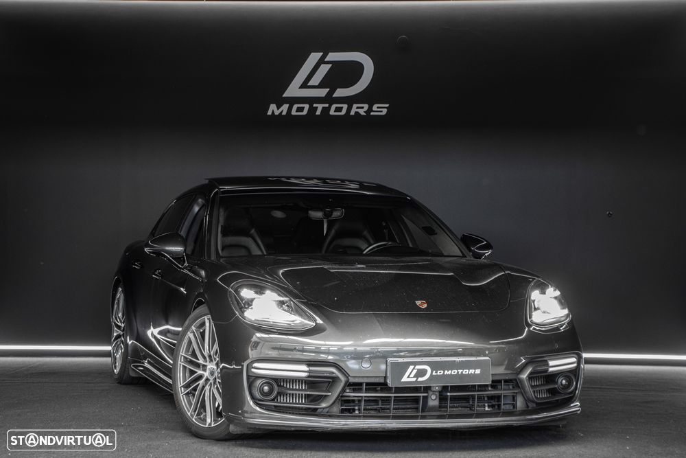 Porsche Panamera Sport Turismo Turbo - 2