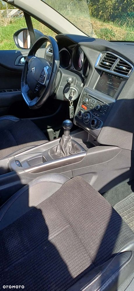 Citroën C4 1.6 VTi Exclusive - 8