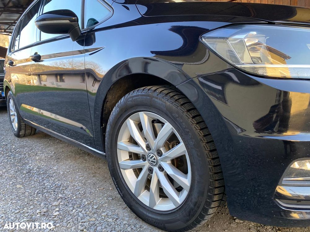 Volkswagen Touran 1.6 TDI DSG Comfortline - 10