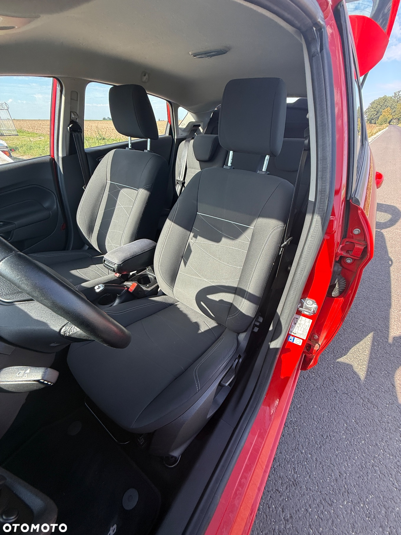 Ford Fiesta 1.0 EcoBoost S&S TREND - 16