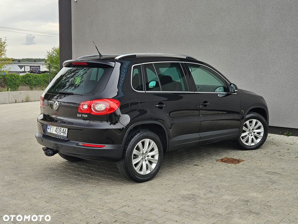 Volkswagen Tiguan - 4