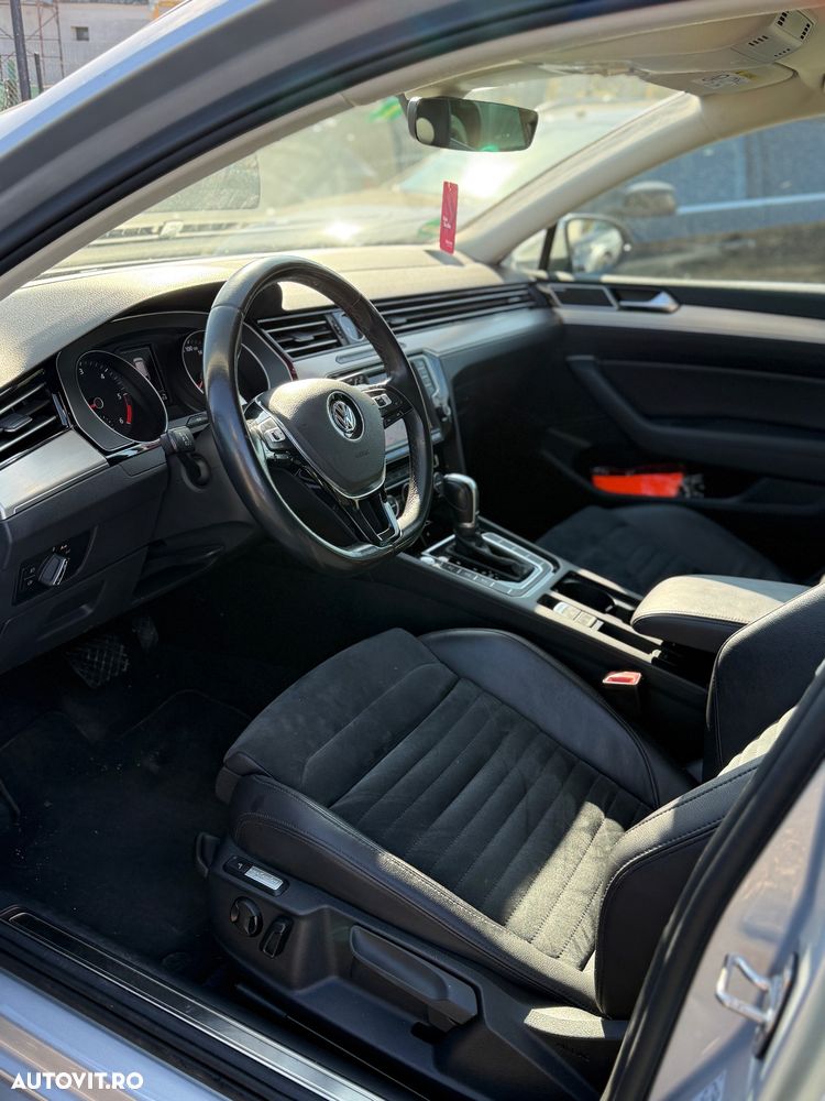 Volkswagen Passat 2.0 TDI DSG Highline - 15