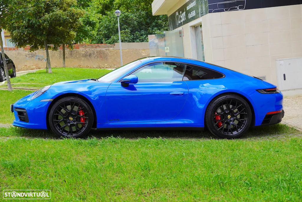 Porsche 911 (992) Carrera 4 GTS PDK - 4