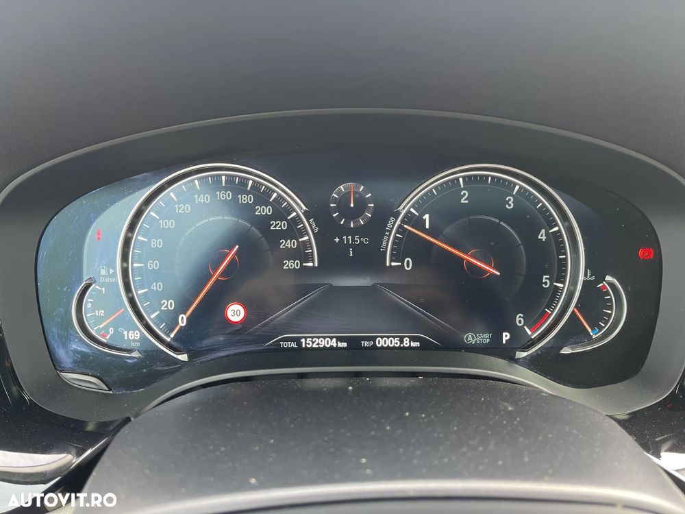 BMW Seria 5 530d xDrive Aut. Luxury Line - 12