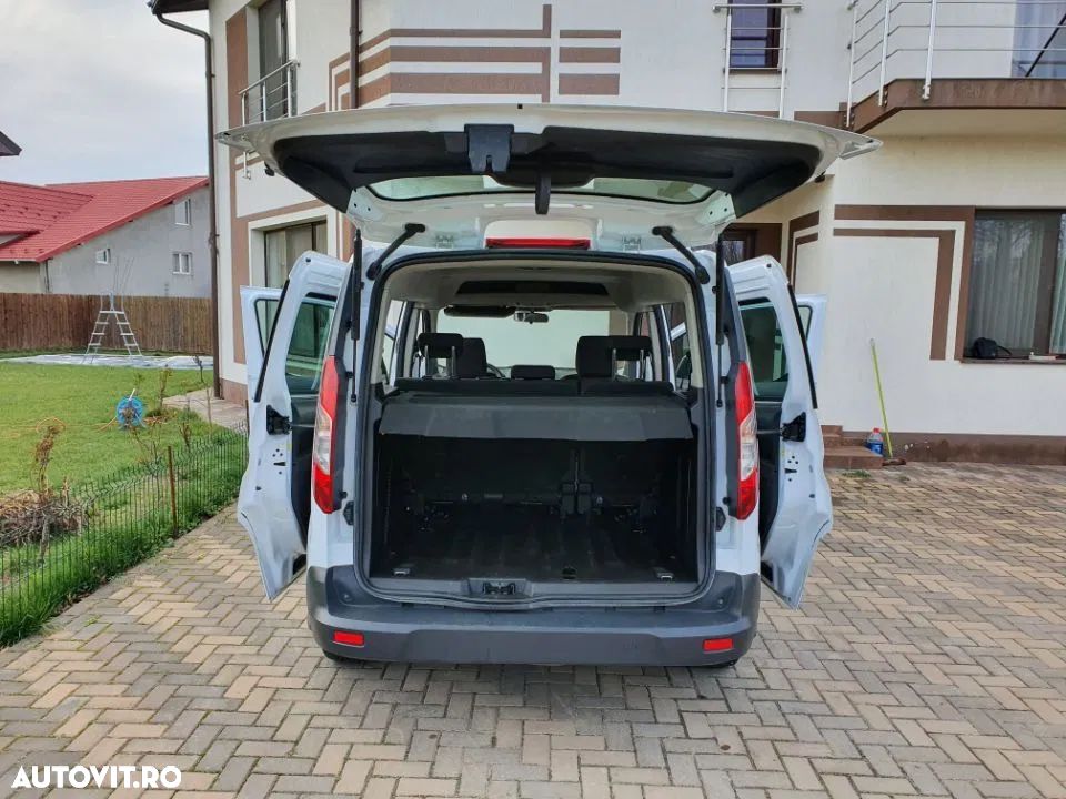 Ford Tourneo Connect - 5