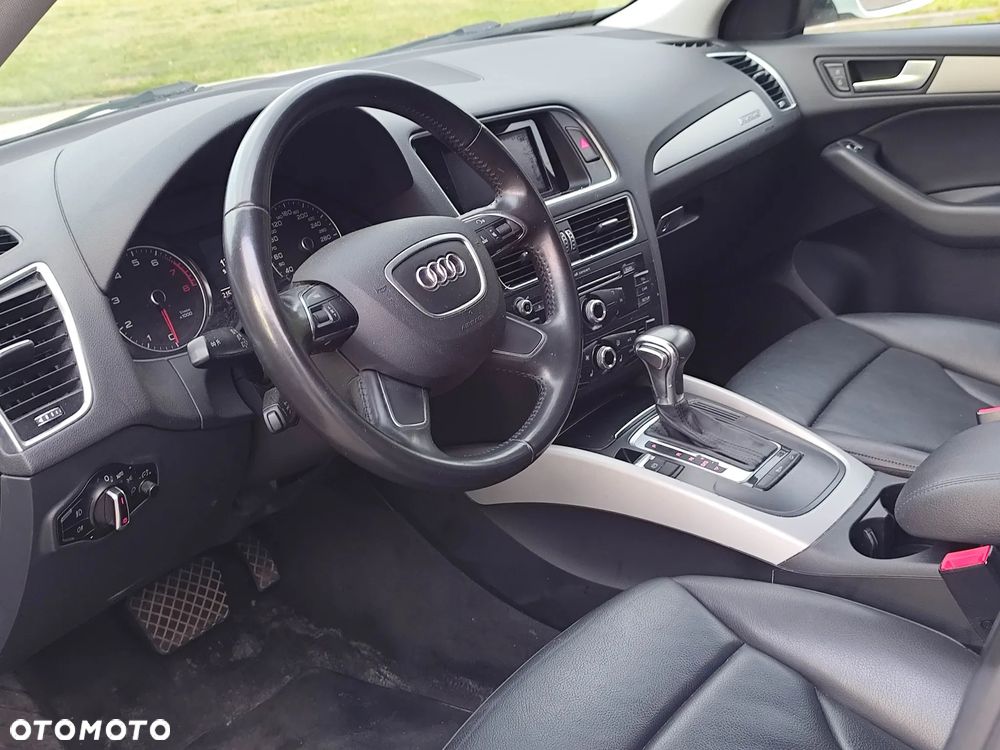 Audi Q5 2.0 TFSI Quattro Tiptronic - 12