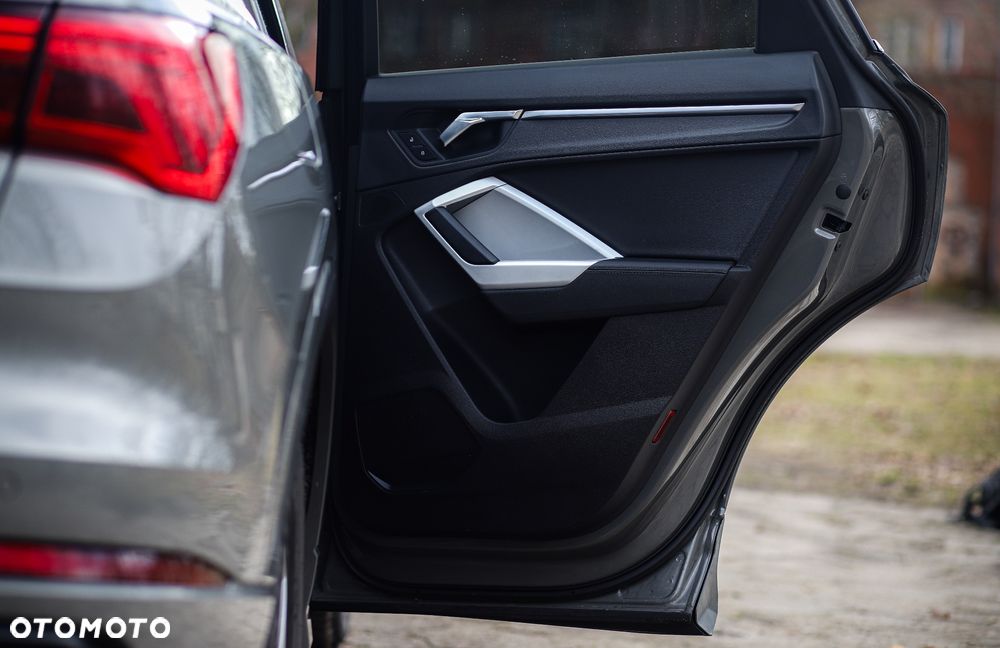 Audi Q3 45 TFSI quattro S tronic S line - 17