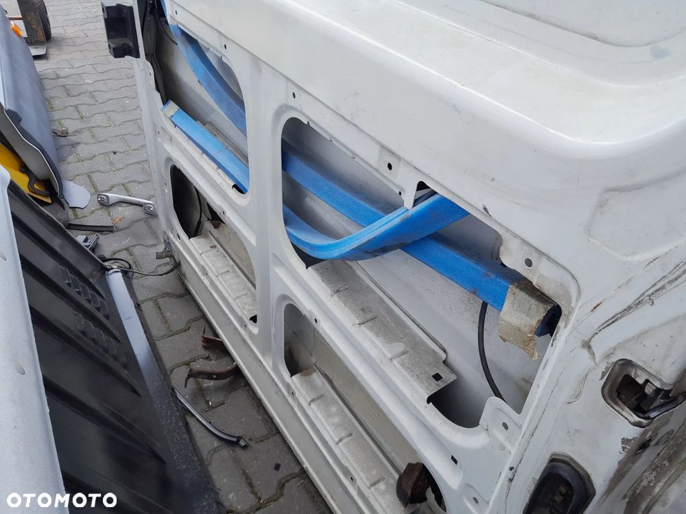 Zamek z linkami drzwi boczne Fiat Ducato 08r - 2