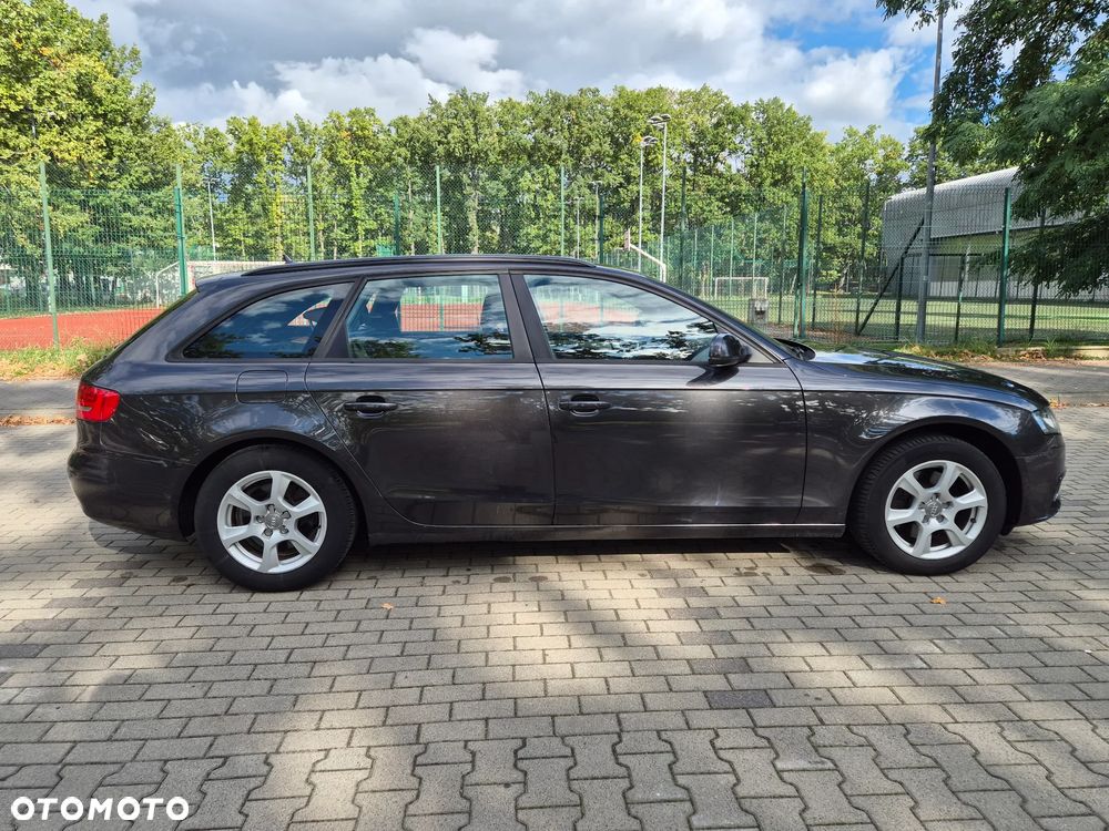 Audi A4 Avant 2.0 TDI - 13