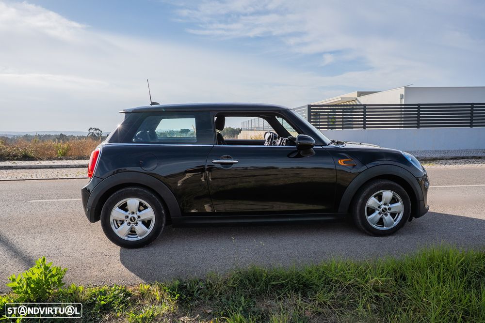 MINI 3 Portas Cooper D - 4