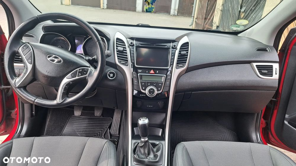 Hyundai i30 1.6 CRDI Trend - 8