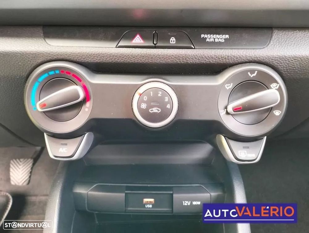 Kia Rio 1.2 CVVT Urban - 23