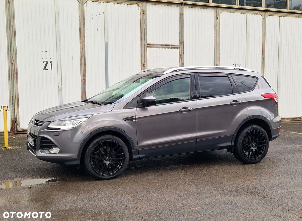 Ford Kuga 2.0 TDCi FWD Titanium - 9