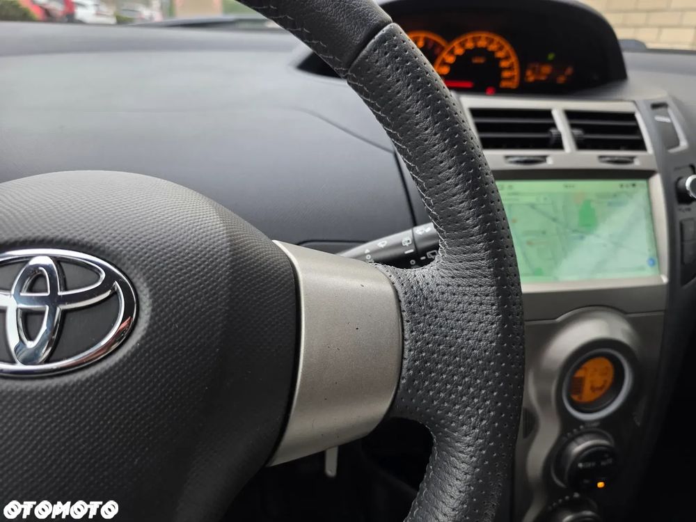 Toyota Yaris - 29