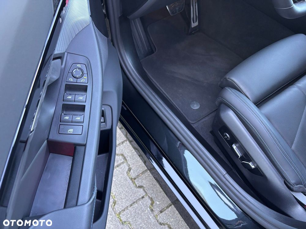 BMW Seria 5 - 13