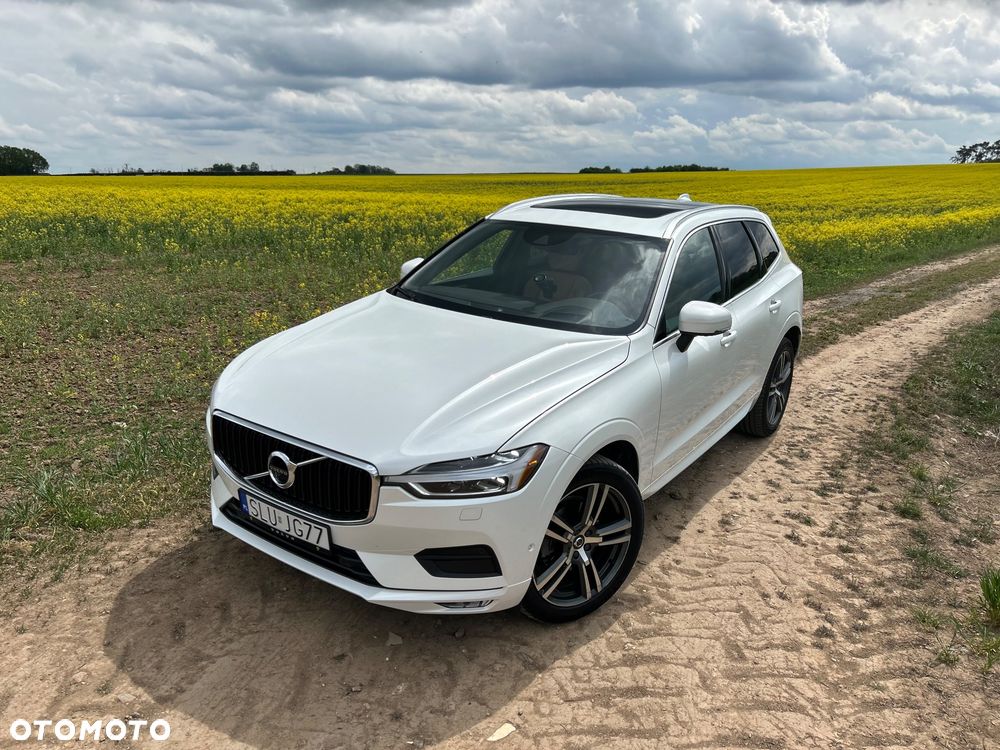 Volvo XC 60 T5 AWD Geartronic Momentum - 1