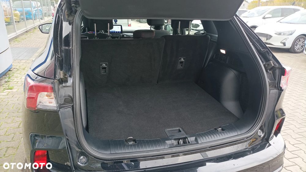 Ford Kuga 2.5 FHEV FWD ST-Line - 11