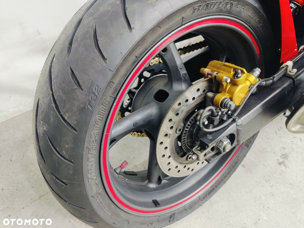 Honda CBR - 13
