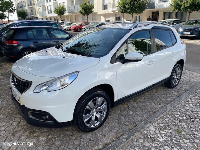 Peugeot 2008 1.2 PureTech Style - 1