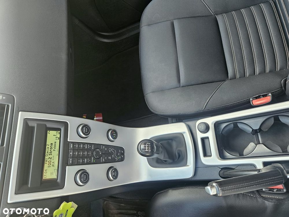 Volvo V50 D3 - 18