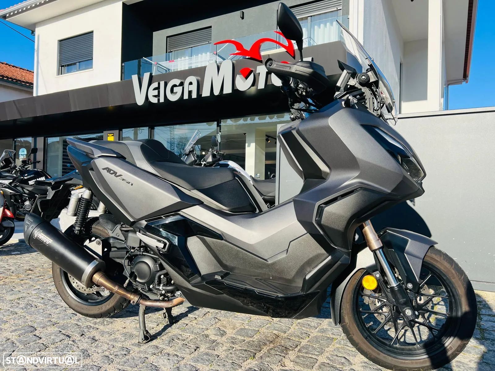 Honda ADV 350 - 1