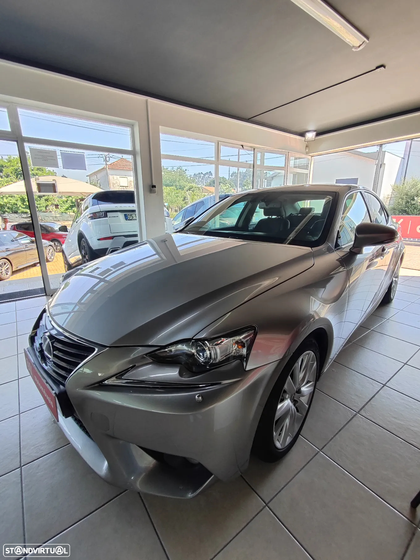 Lexus IS 300H Executive+ - 6
