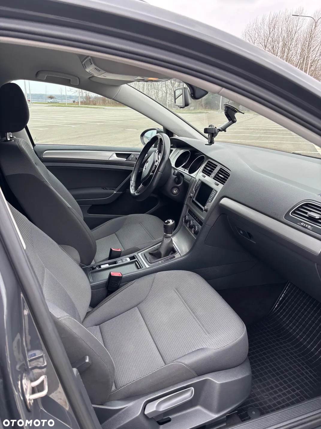 Volkswagen Golf VII 1.6 TDI BMT Comfortline - 8