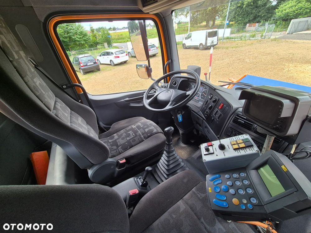 Mercedes-Benz Axor 1829 4x4 Pług Piaskarka - 10